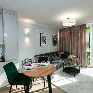 https://krochmalna-2-green-better-rental.warsawhotelspoland.com