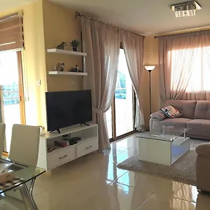https://rezial-apartments.protaras-cy-hotels.com